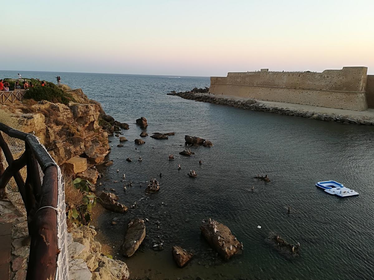 Hotel La Calabrese Isola Di Capo Rizzuto Eksteriør billede